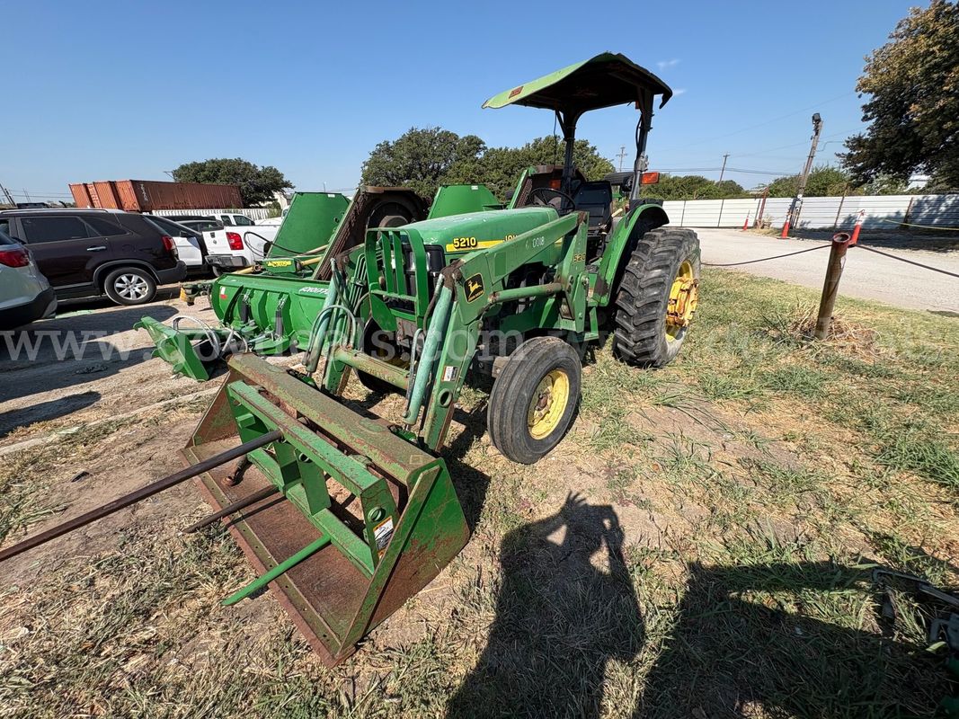 1998 John Deere 5210
