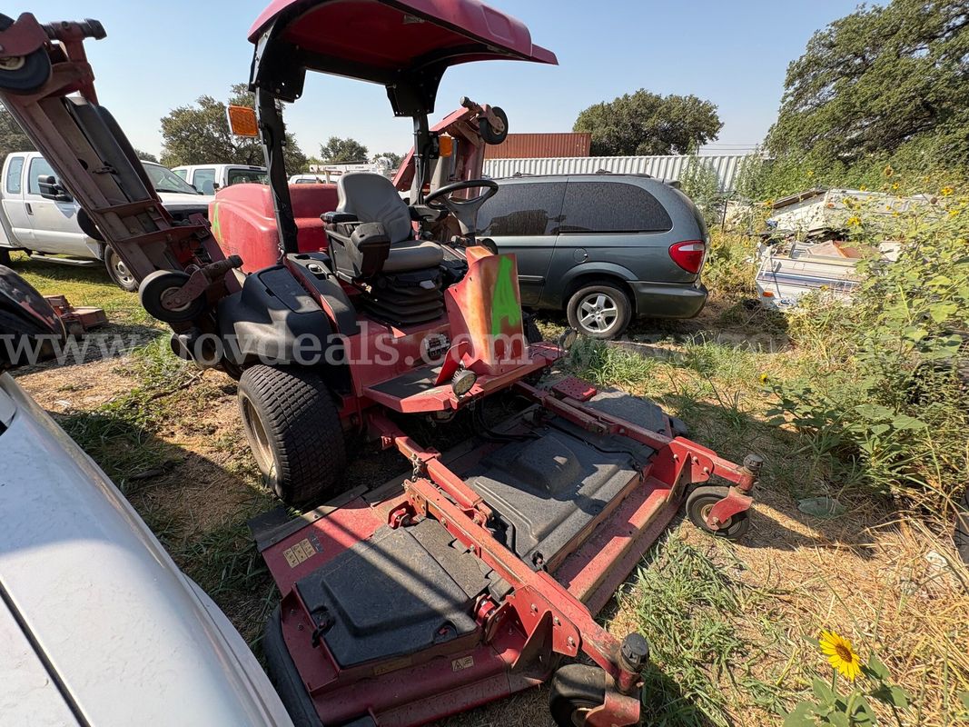 2011 Toro 5900 Riding Mower
