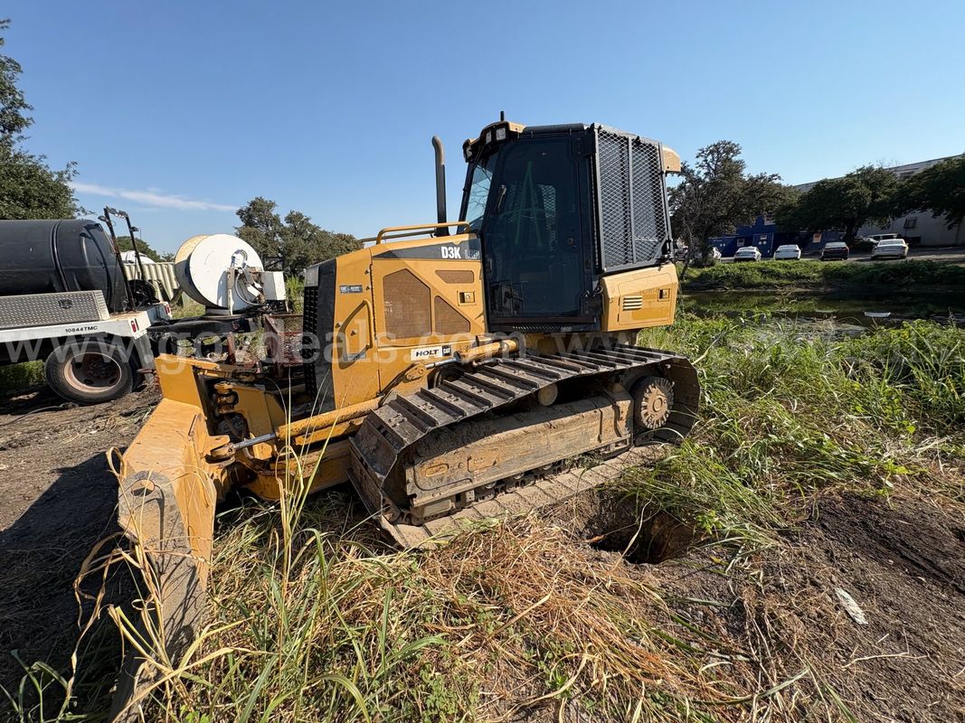 2011 Caterpillar D3K