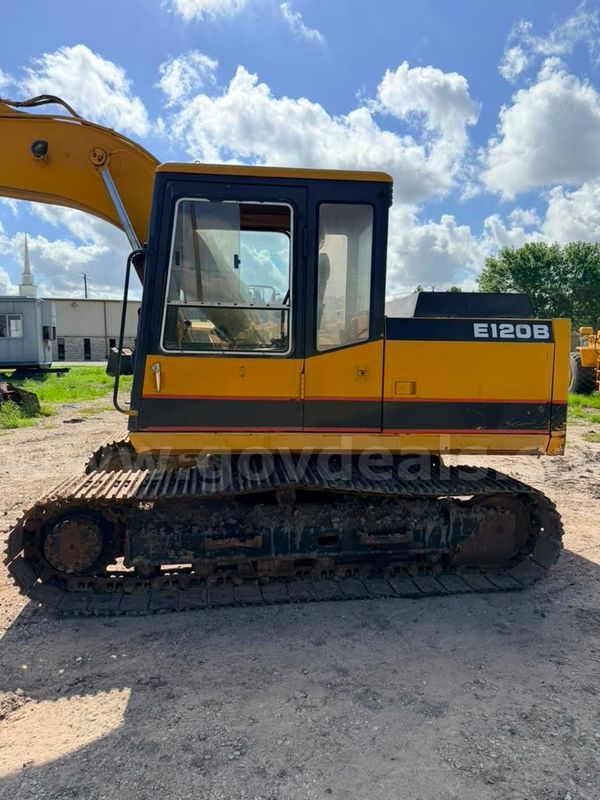 1992 Caterpillar E120B Excavator * See Video*