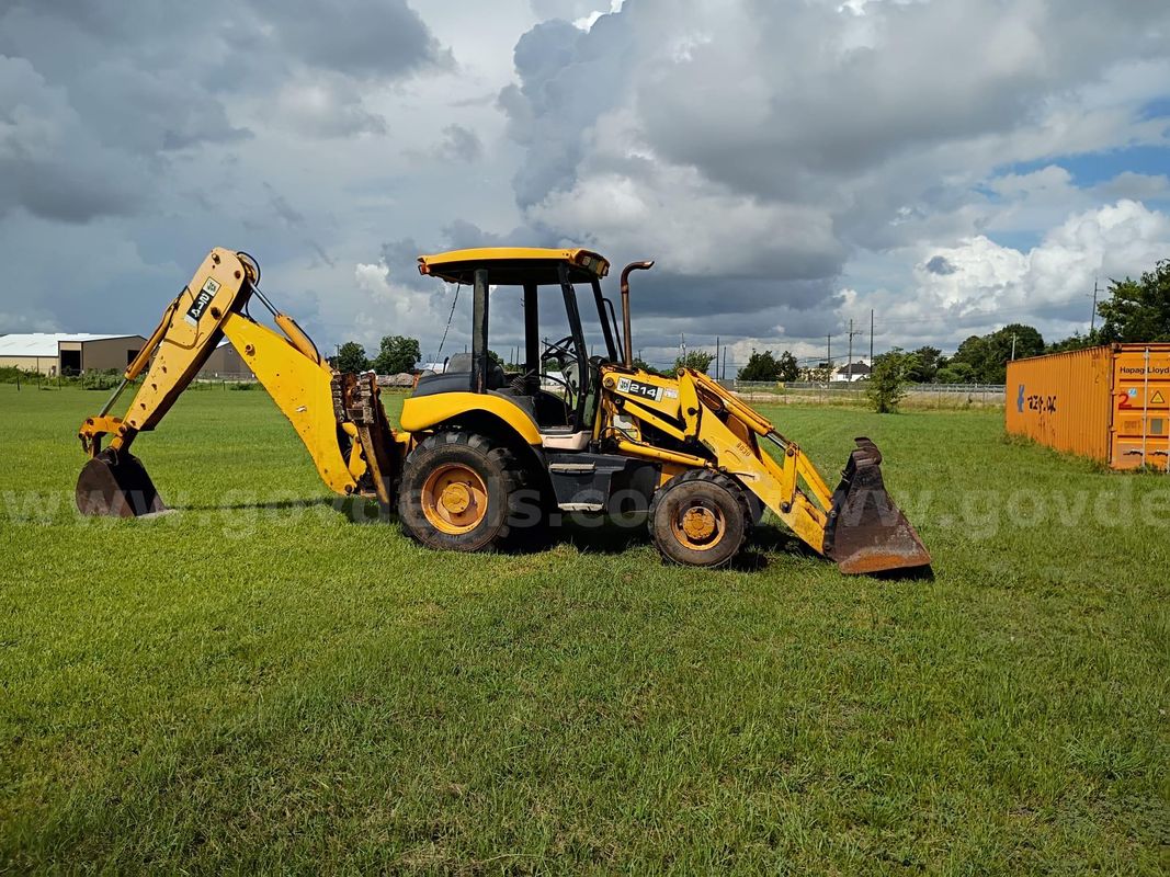 2004 JCB 214 Backhoe 4 x 4 * See Video*