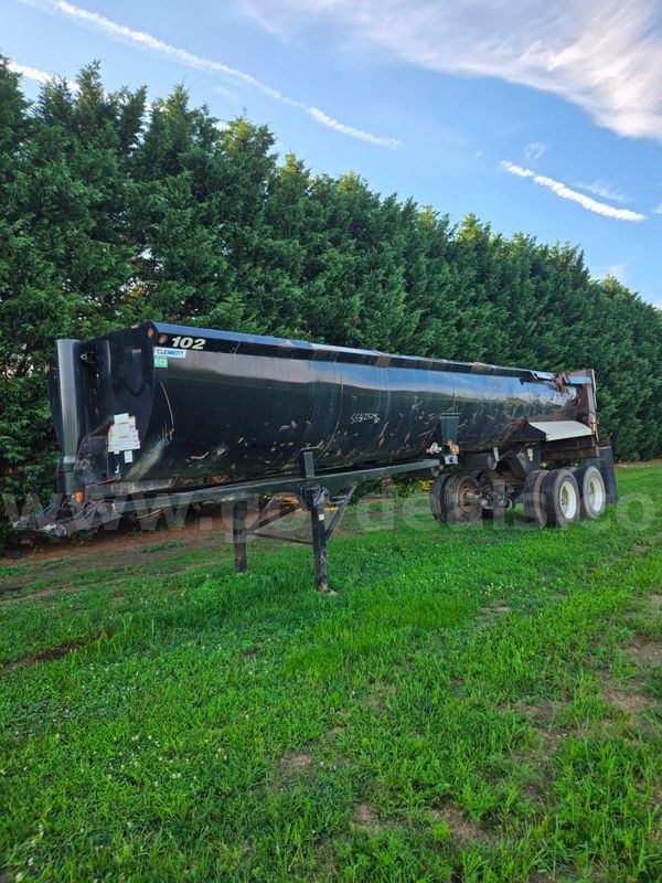 2021 Clement Dump Trailers