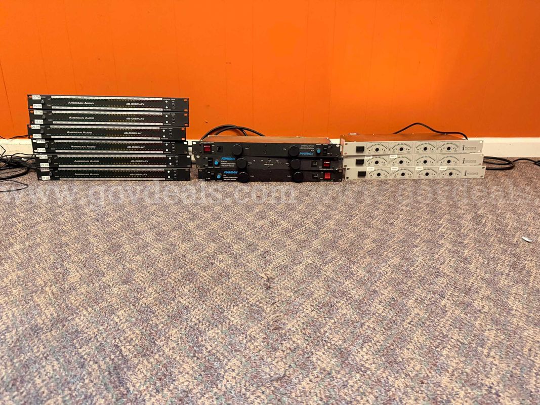 Assorted Audio/Visual Electronics