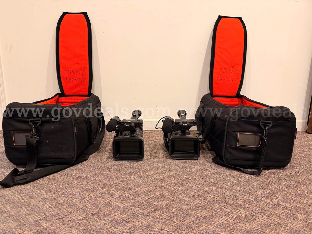 Multiple Sony NX5U Cameras with bags