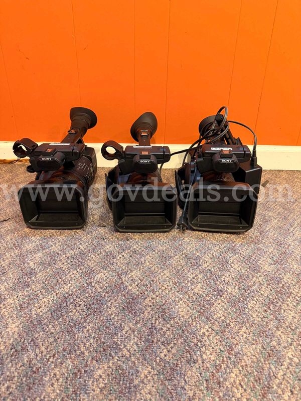 Multiple Sony NX5U Cameras (NO BAGS)