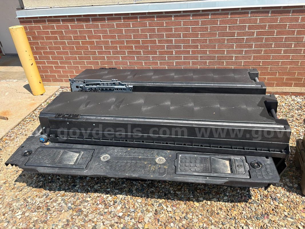 DECKED Drawer System For Pickup Truck