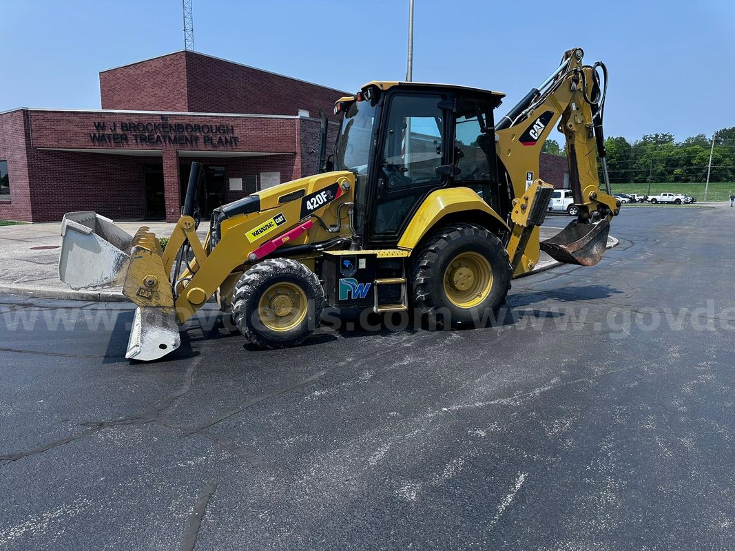 CATERPILLAR 420F2 Loader Backhoe 4x4