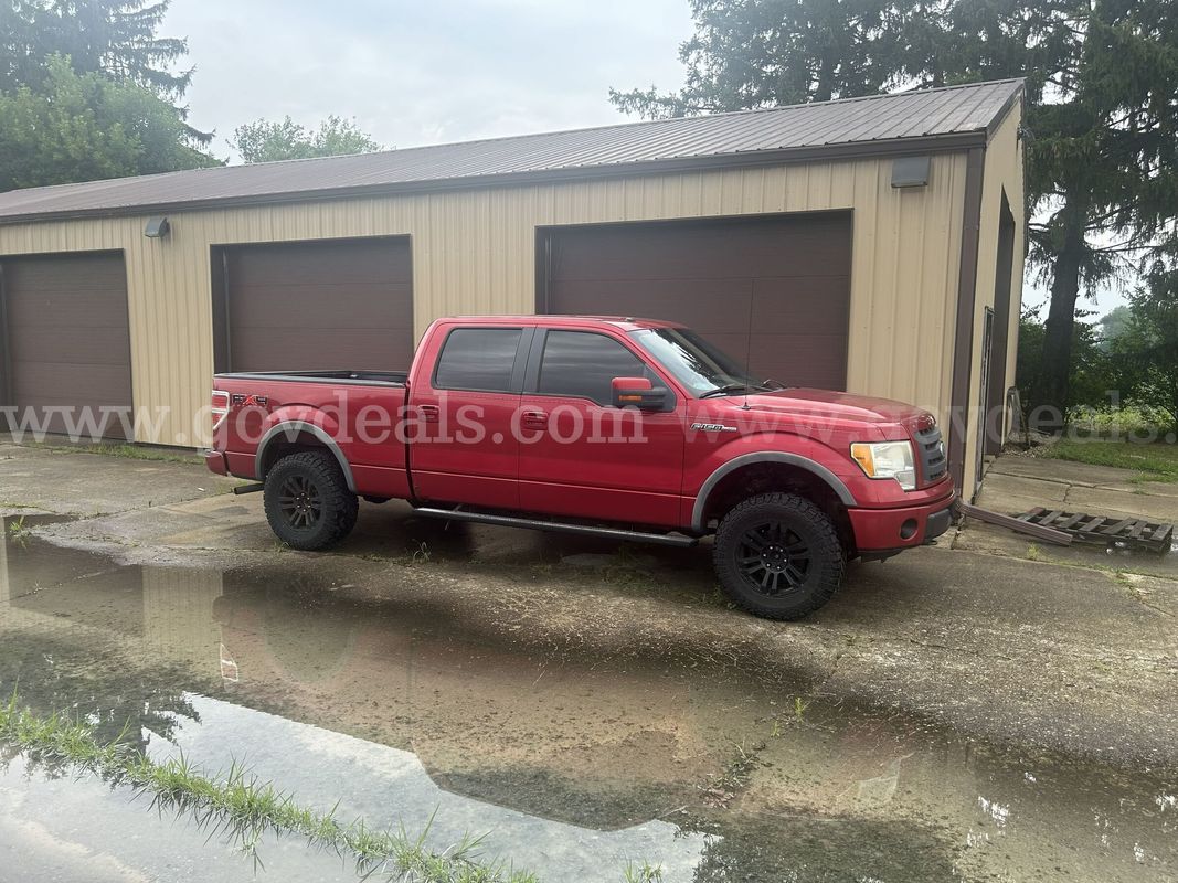 2010 Ford F-150 XLT SuperCrew 5.5-ft. Bed 4WD