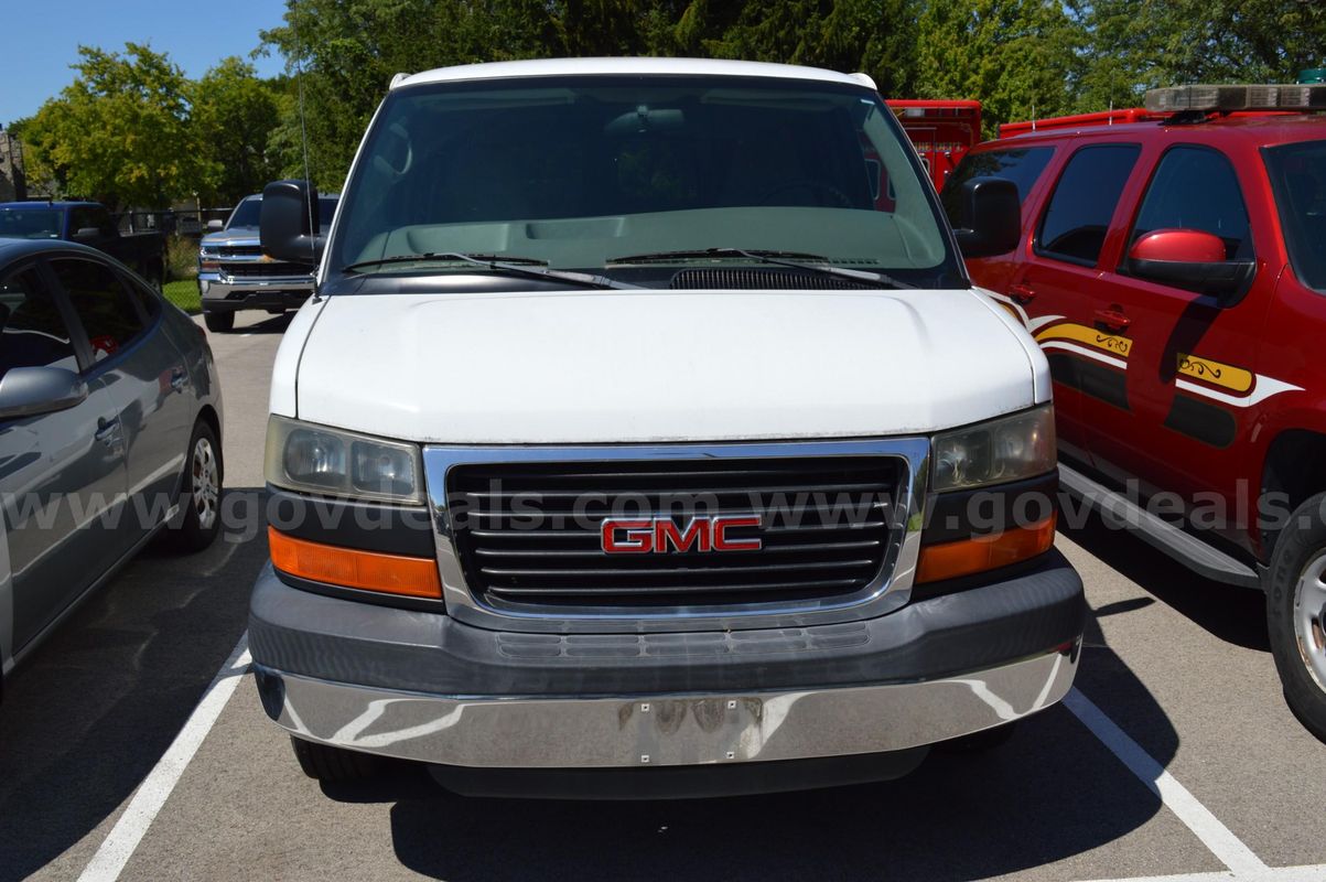 2007 GMC Savana LT G3500 Extended