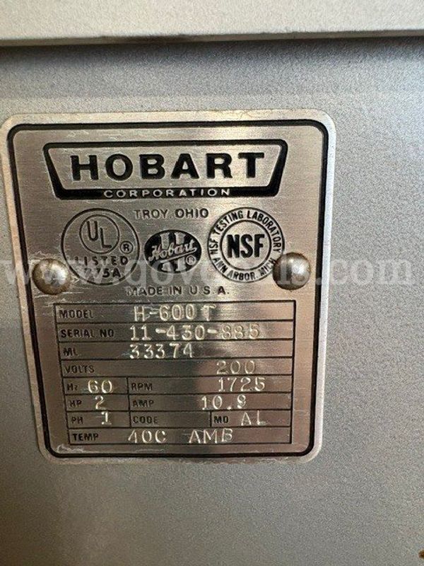 COMMERCIAL 60 QUART FLOOR MIXER