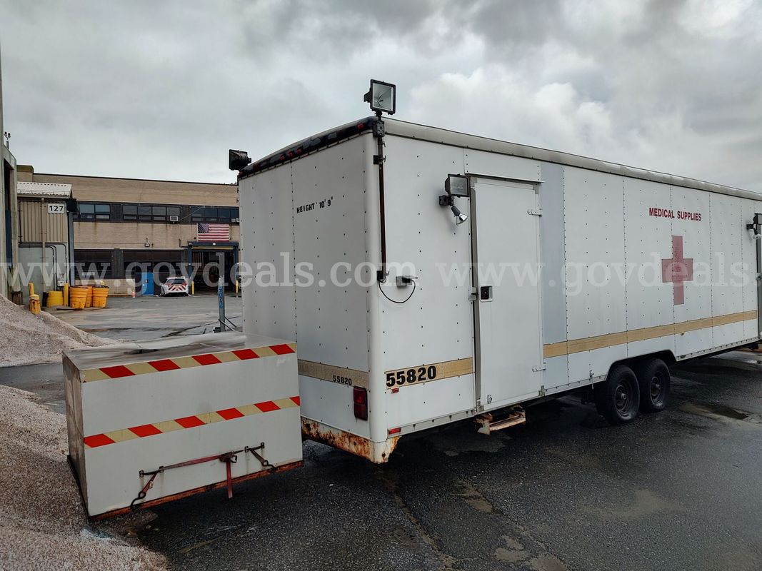 Airport Emergency Response/ Disaster relief Trailer with Medical Equipment