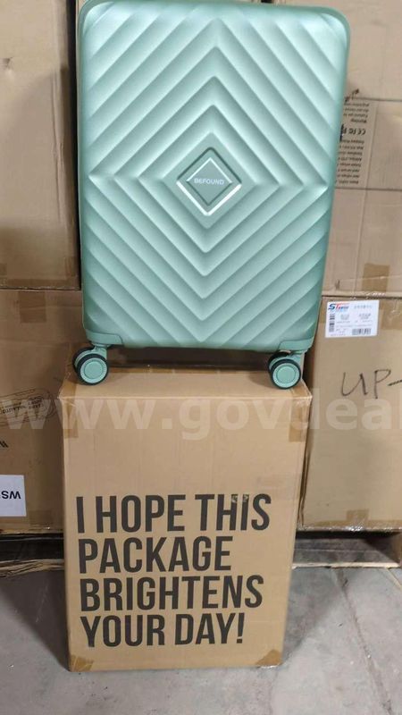 SHIPPING AVAILABLE Lot of 2 BRAND NEW Green 20 inch Luggage (SU-05)