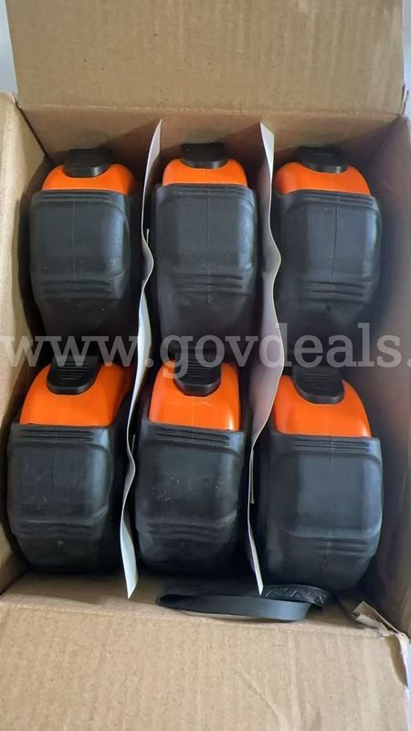 SHIPPING AVAILABLE lot of 12 Yuete tools MAX HEAVY duty XL(10m)33ft measuring tape,Retractable,w Belt-clip(31-011)