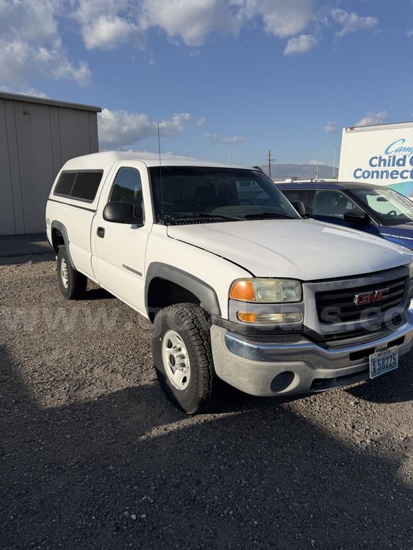 2003 GMC Sierra 2500HD