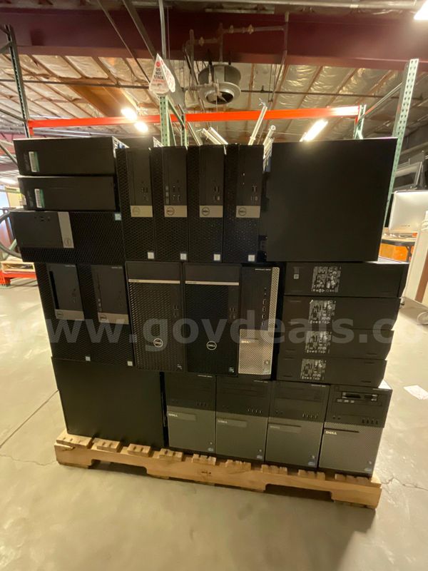 Lot Of Dell Desktops