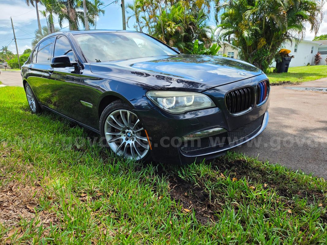 2014 BMW 7-Series 750li x drive super clean