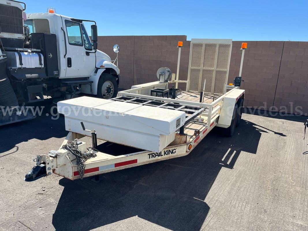 Trail King Trailer