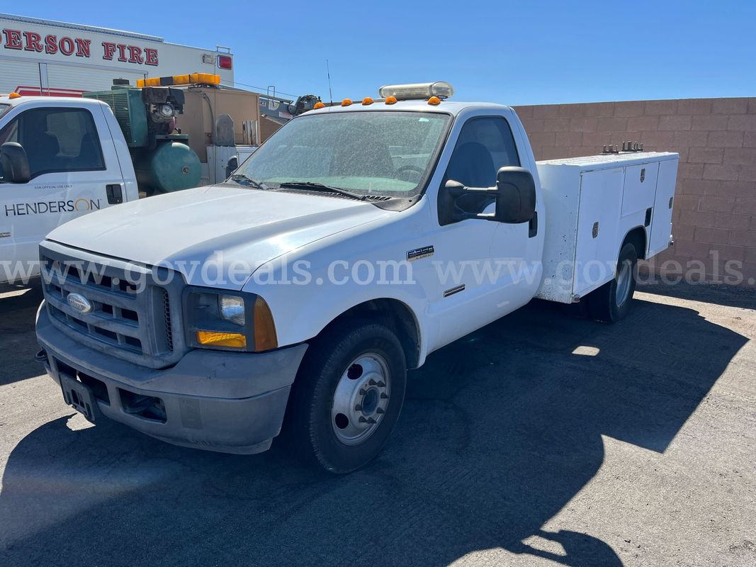 2005 Ford F-350 SD