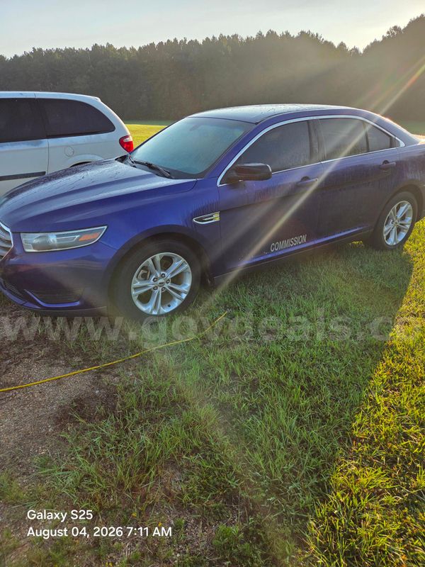 2015 Ford Taurus