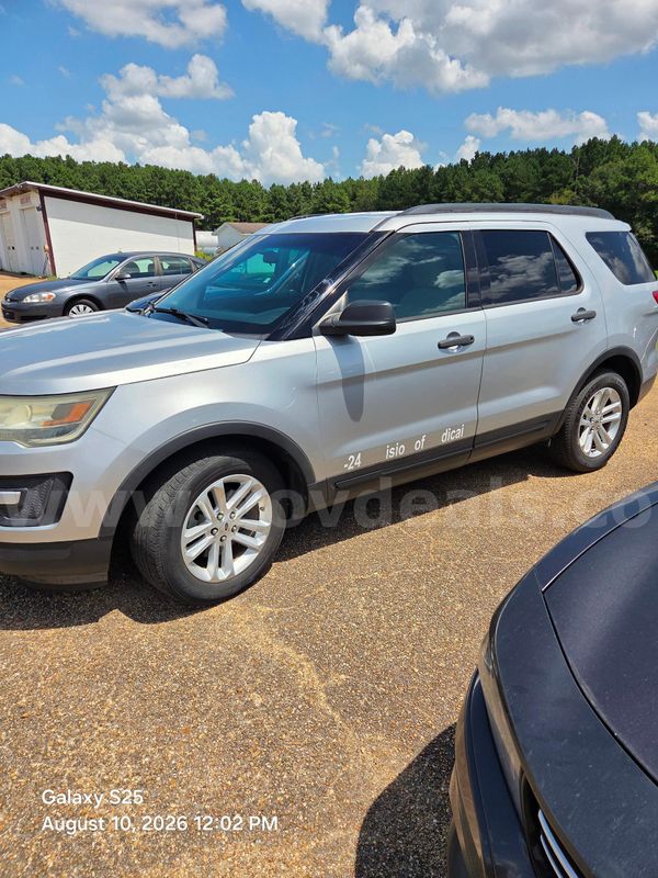 2016 Ford Explorer