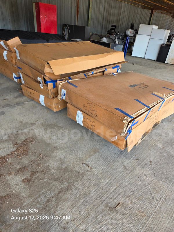 1 LOT OF 10 UNUSED AIR MATRESSES