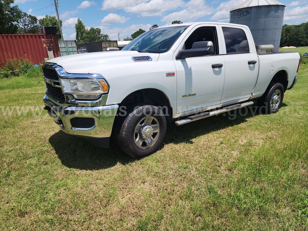2019 Ram 2500 SD 4x4 Crew Cab Pickup