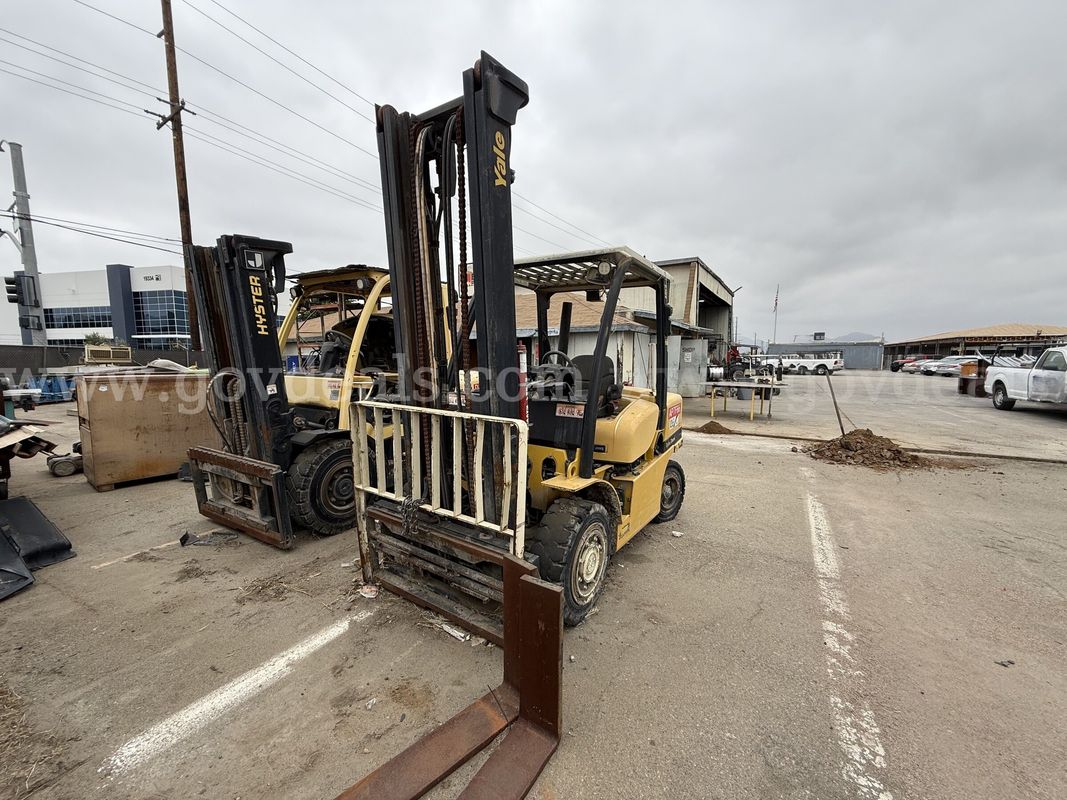 2019 Yale GP080VX Pneumatic Tire Forklift-Inoperable