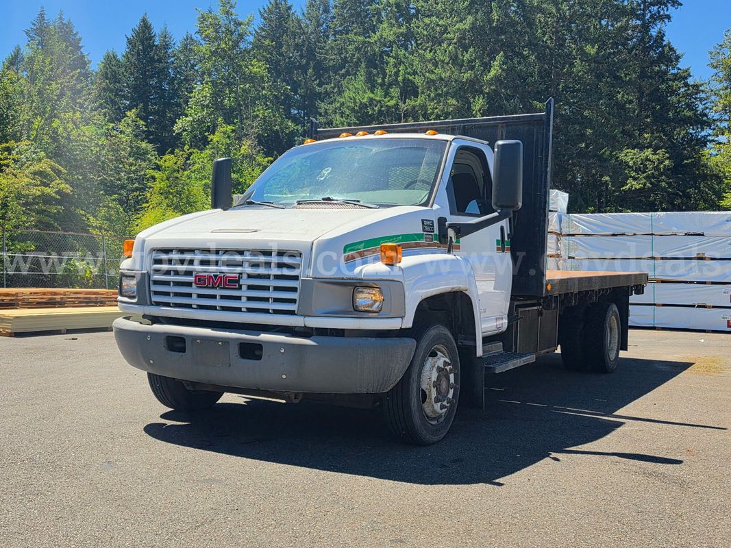 2007 GMC C5500 S/A Flatbed Dump Truck