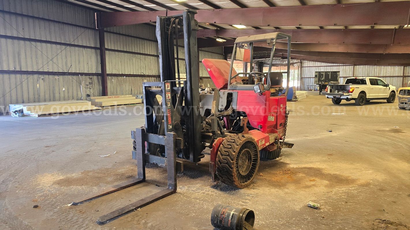 2017 Moffett M8 55.3P Truck Mounted Forklift-Inoperable