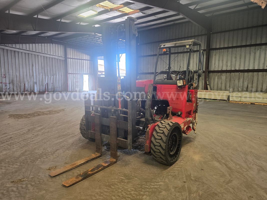 2015 Moffett M8 55.3PL Truck Mounted Forklift