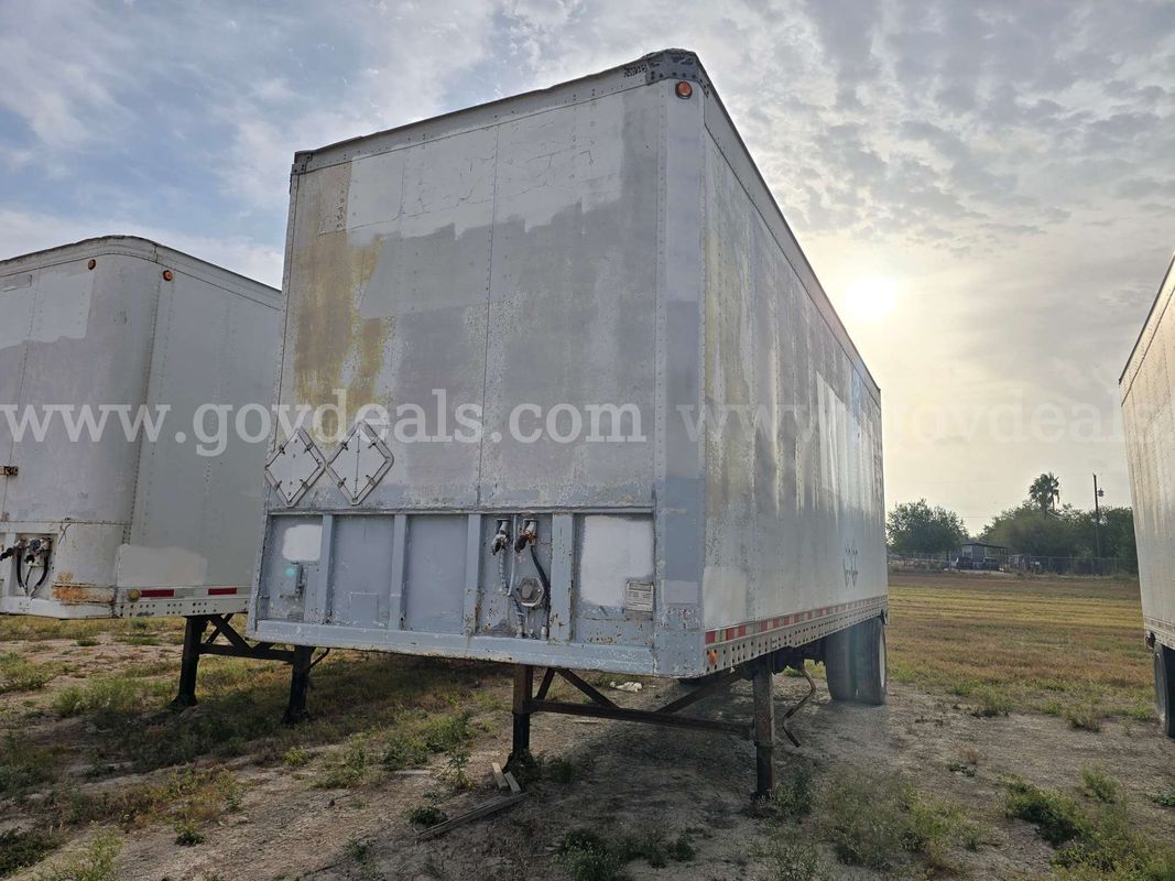 1988 Monon A3-15-SA-28W S/A Van Trailer
