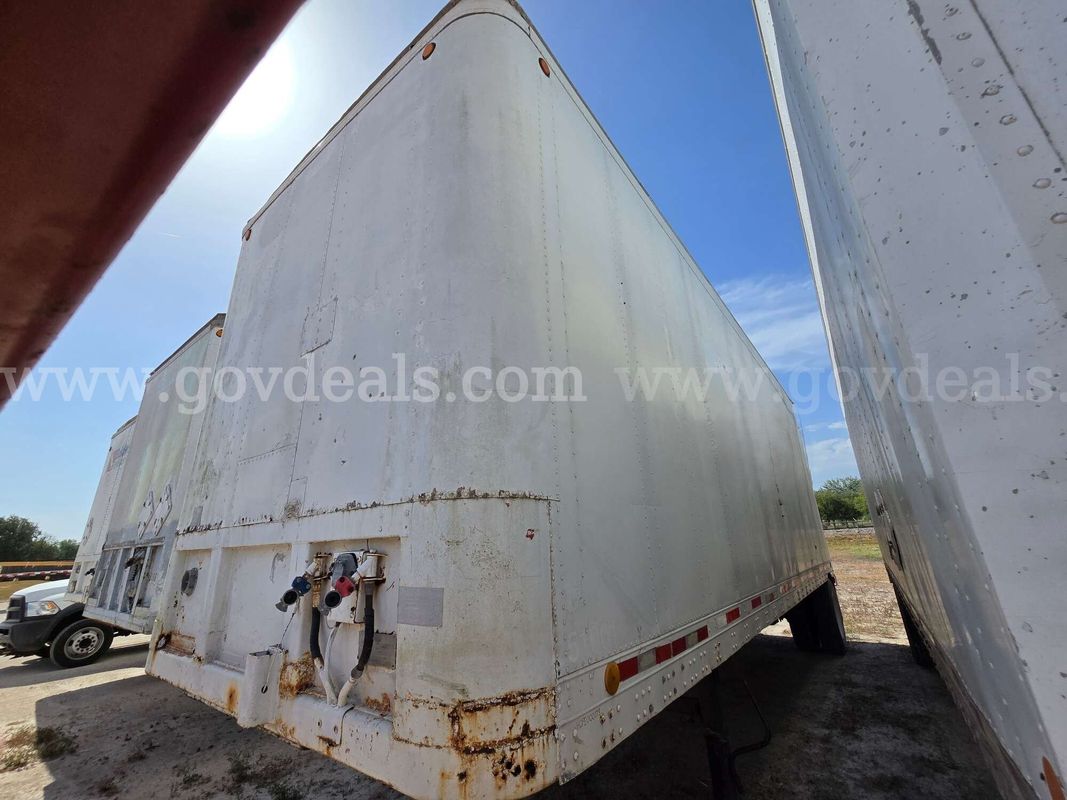 1985 Fruehauf FBB9-FL1-28-W7.5 S/A Van Trailer