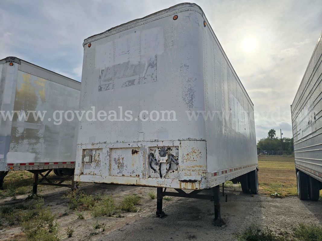 1985 Fruehauf FBB9FL128-W7.5 S/A Van Trailer