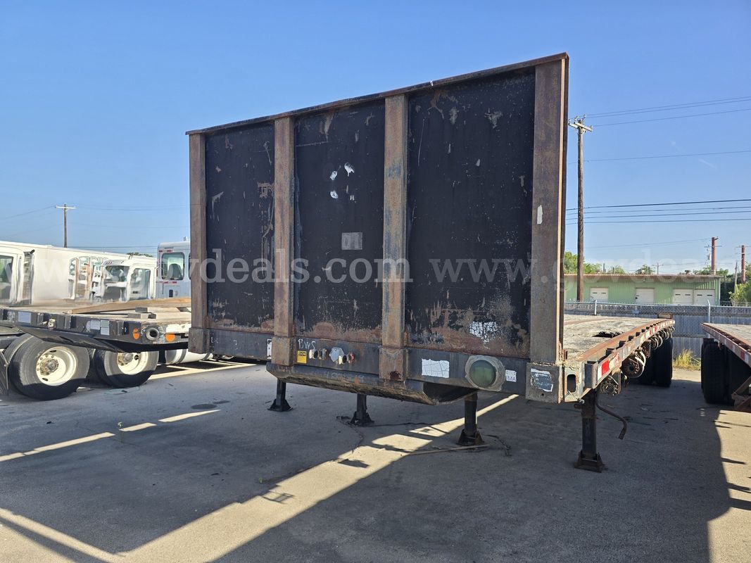 1998 Fruehauf T/A Flatbed Trailer