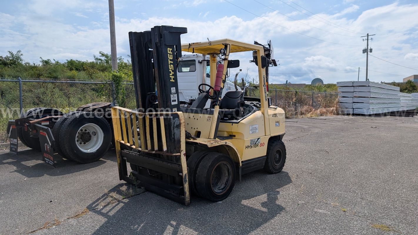 2003 Hyster H80XM Pneumatic Tire Forklift