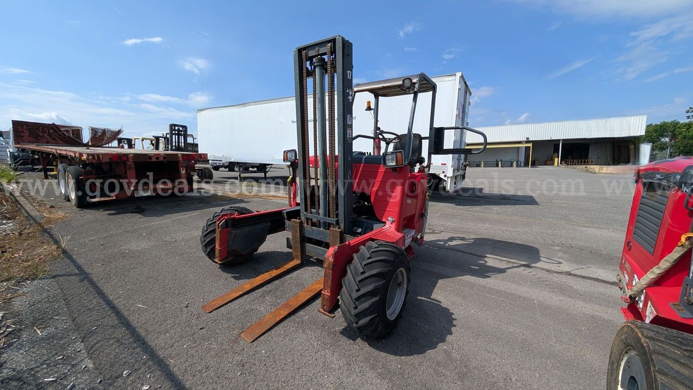 2005 Moffett M55 Truck Mounted Forklift