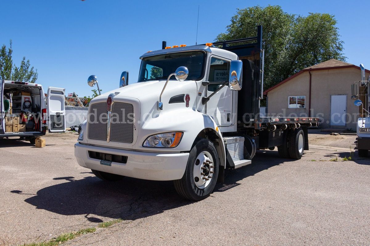 2021 Kenworth T270 T/A Dump Flatbed Truck