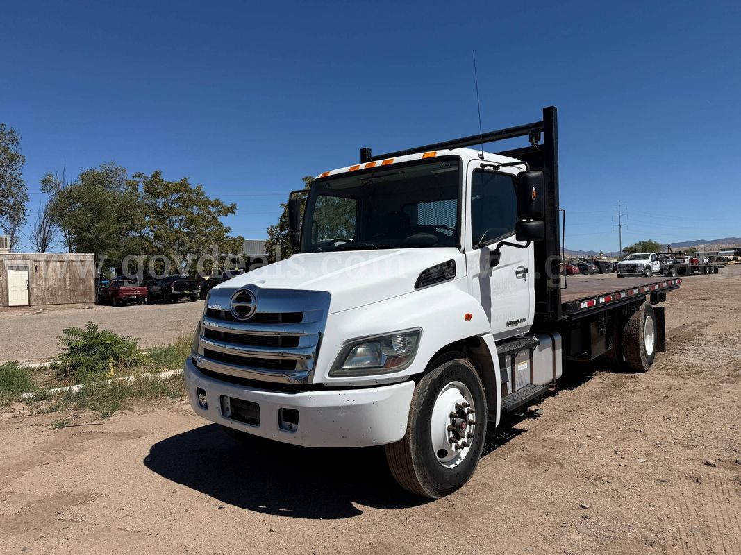 2017 Hino 268 S/A Dump Flatbed