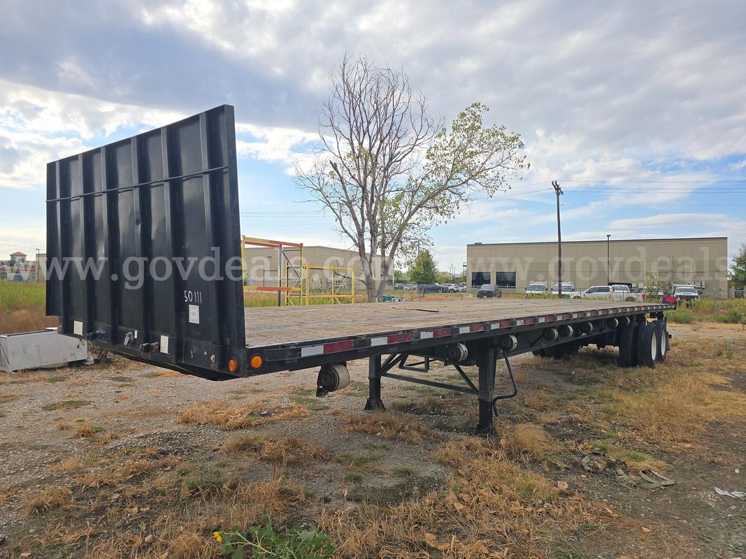 2016 Clark CFBT-2016 T/A Flatbed Trailer
