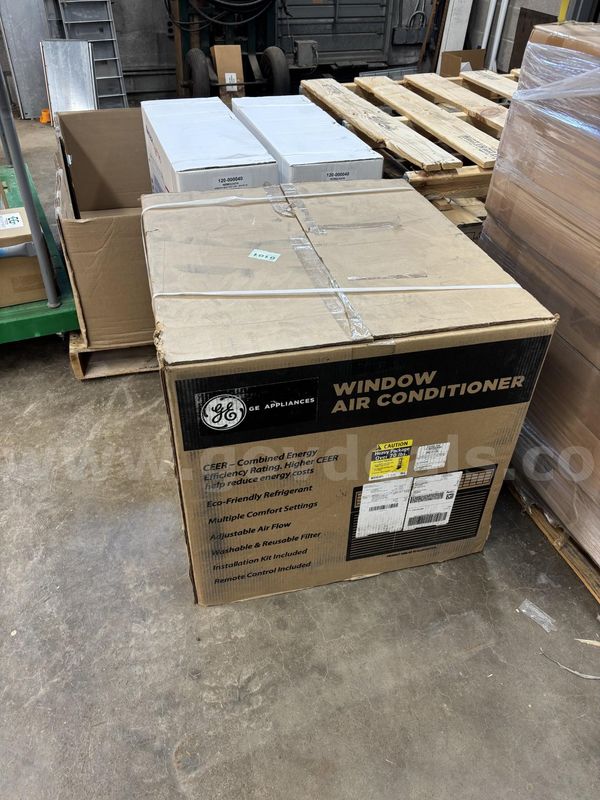 GE 18,000 BTU Heat/Cool Window Air Conditioner, model AHE18DX / refurbished designation AHE18DX_EAB.