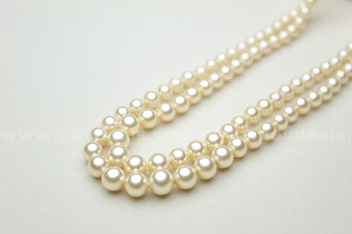 10K Gold Freshwater Pearl Necklace