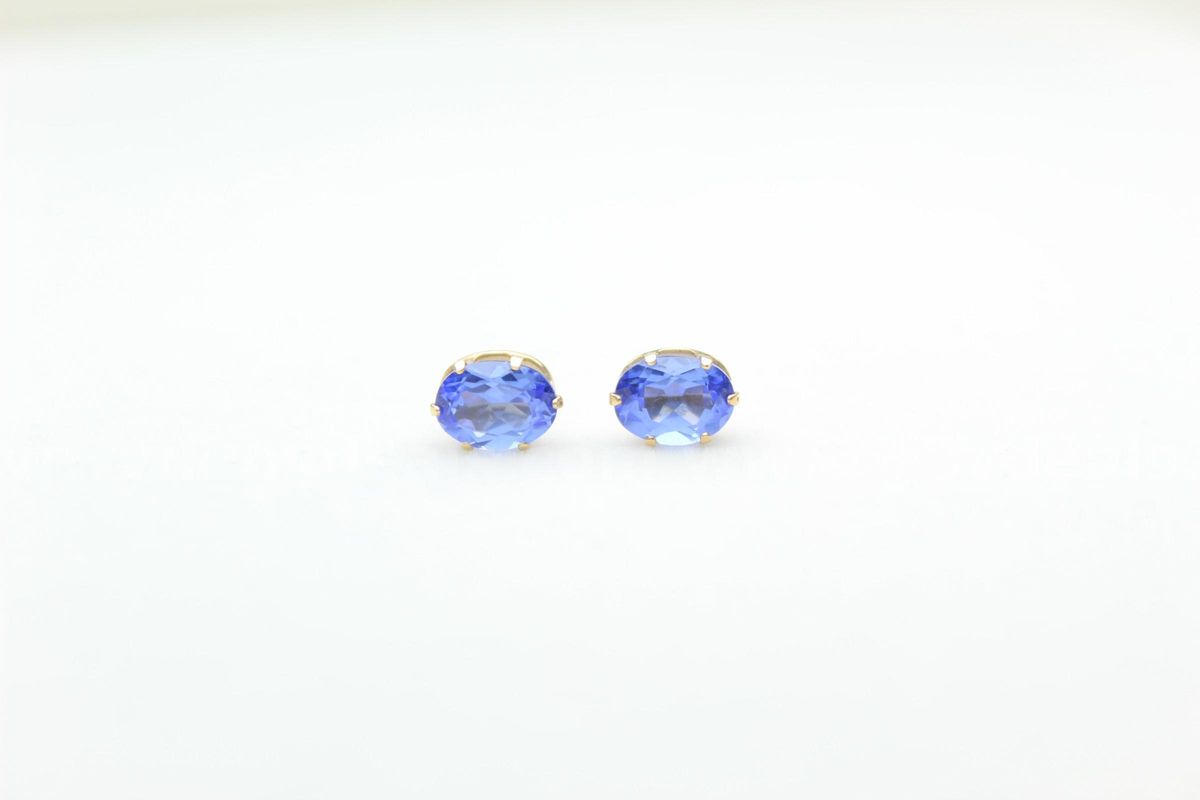 14K Gold Tanzanite Stud Earrings