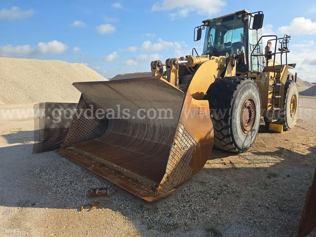2000 Caterpillar 980G Loader 4WD Articulated Wheel Loader