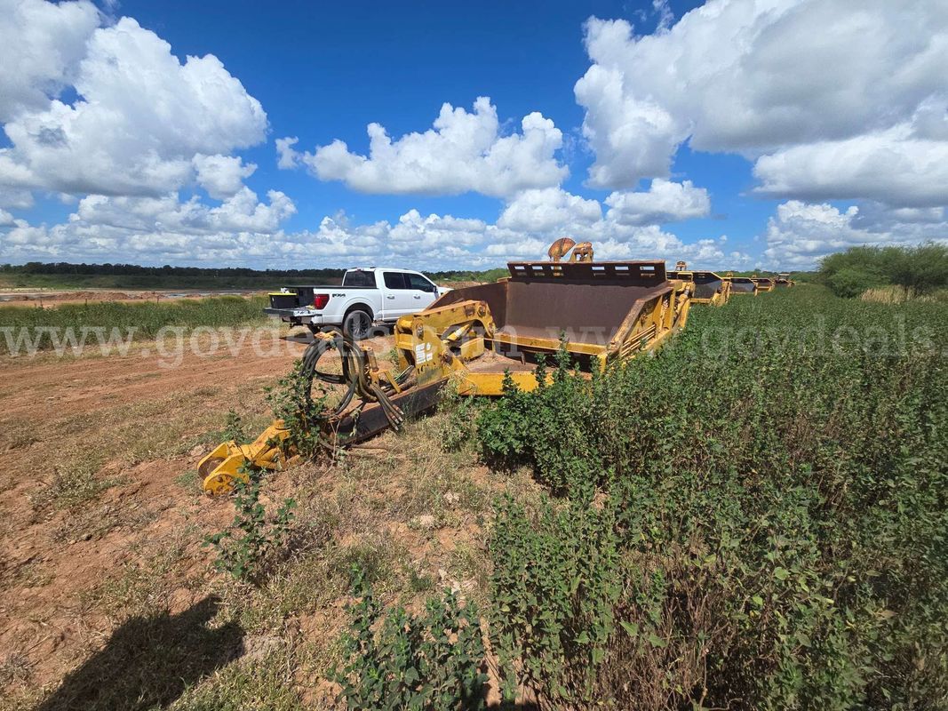 2004 Icon 18D Earthmover Pull Scraper-Inoperable