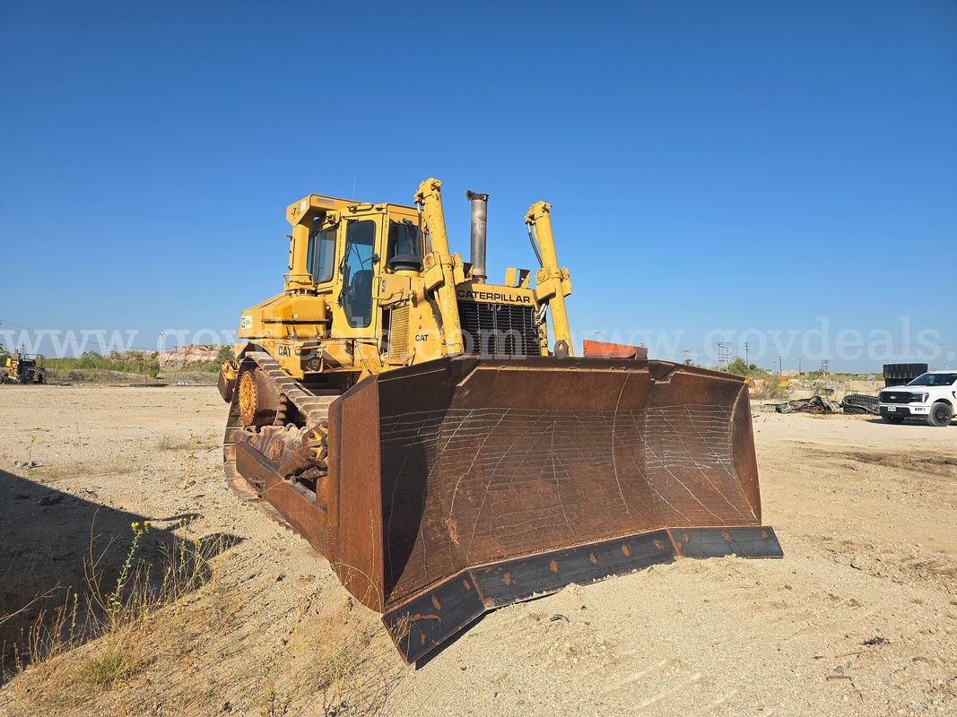 1983 Caterpillar D8L Crawler Dozer