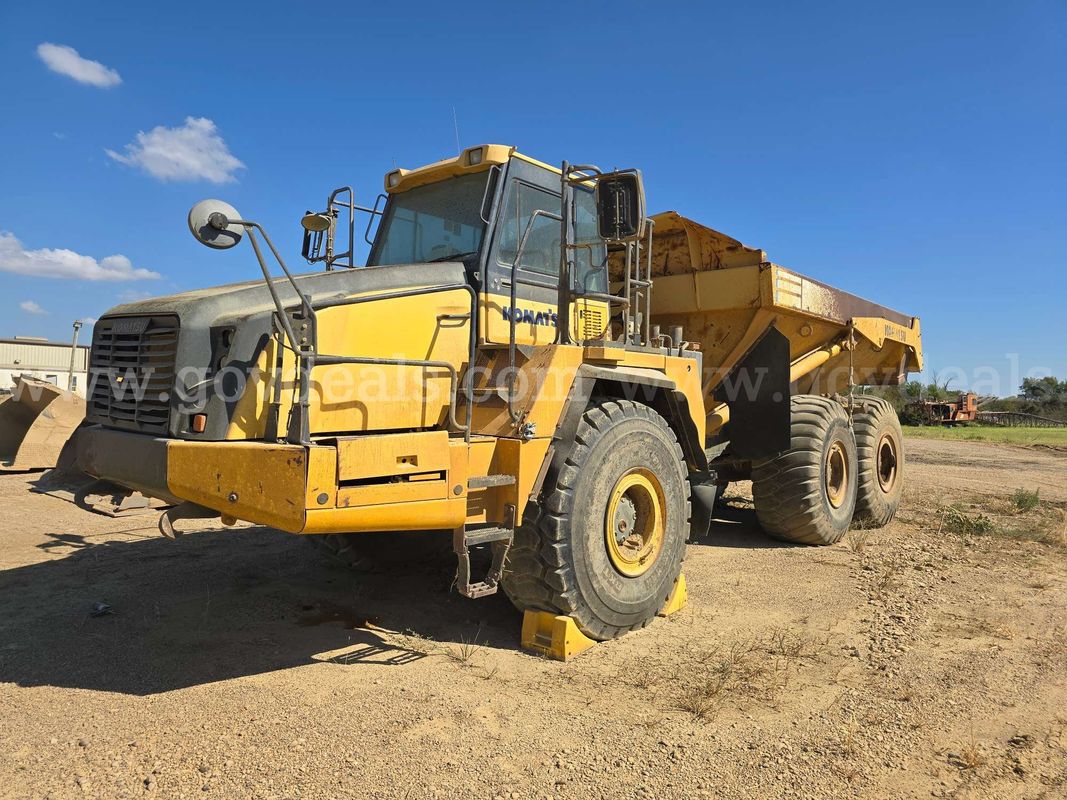 2016 Komatsu HM400-5 6x6 Articulated Dump Truck-Inoperable