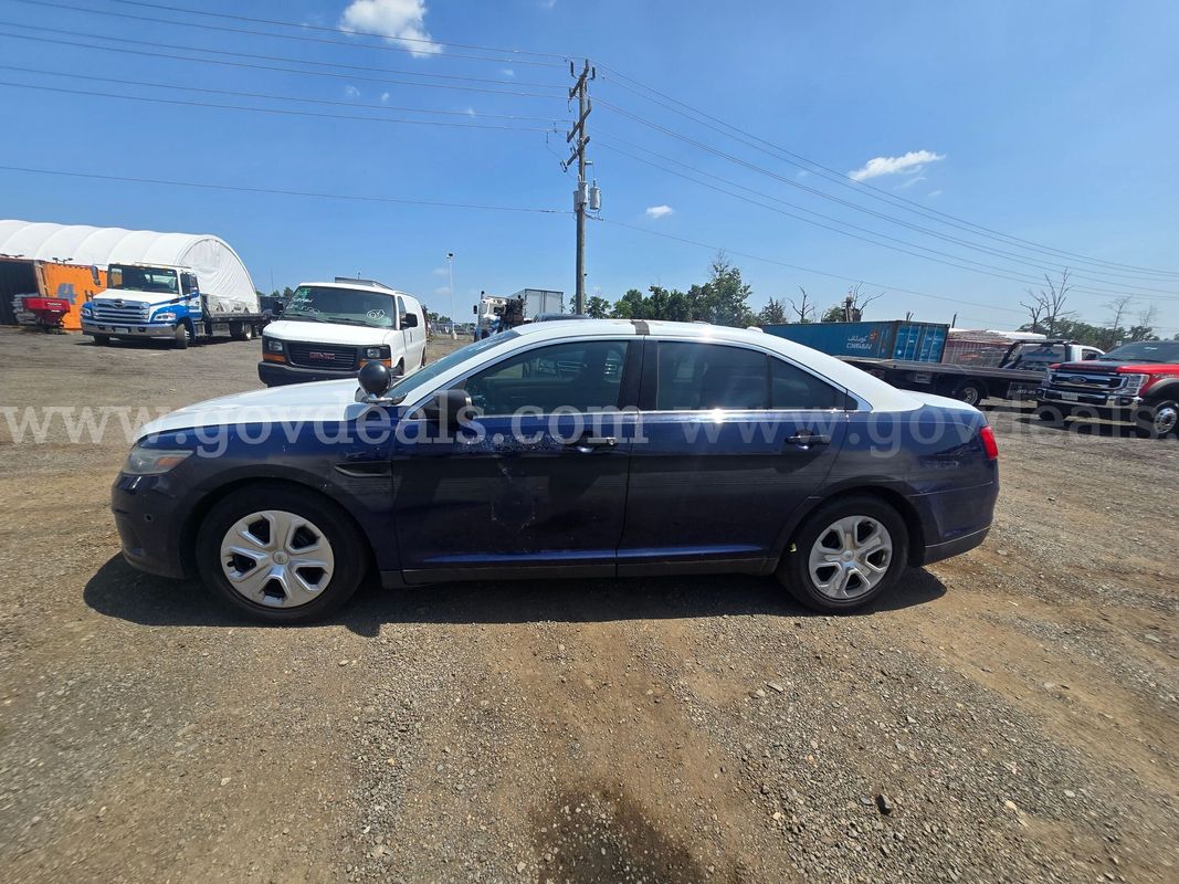 2013 Ford Taurus