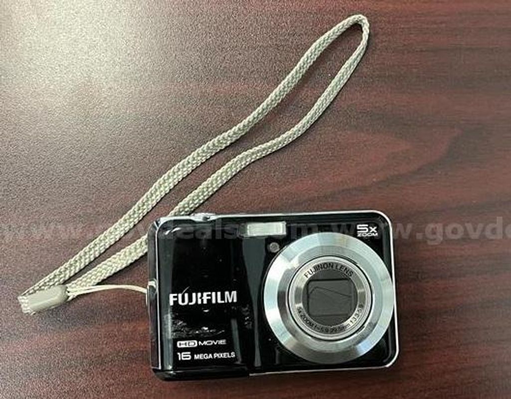 Lot of 4 Cameras