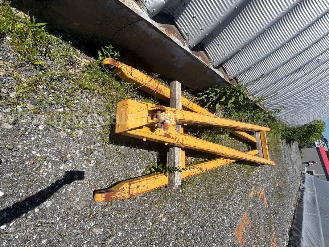 Caterpillar 606-7408 Side Boom Crane Attachments (Qty: 2)