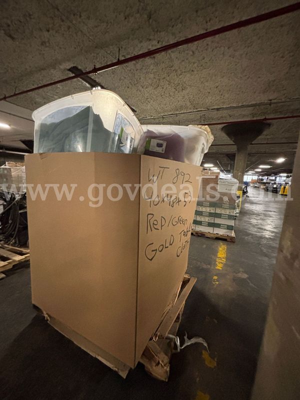 1 Pallet of Red, Green & Gold Tablecloths (PICK-UP ONLY)